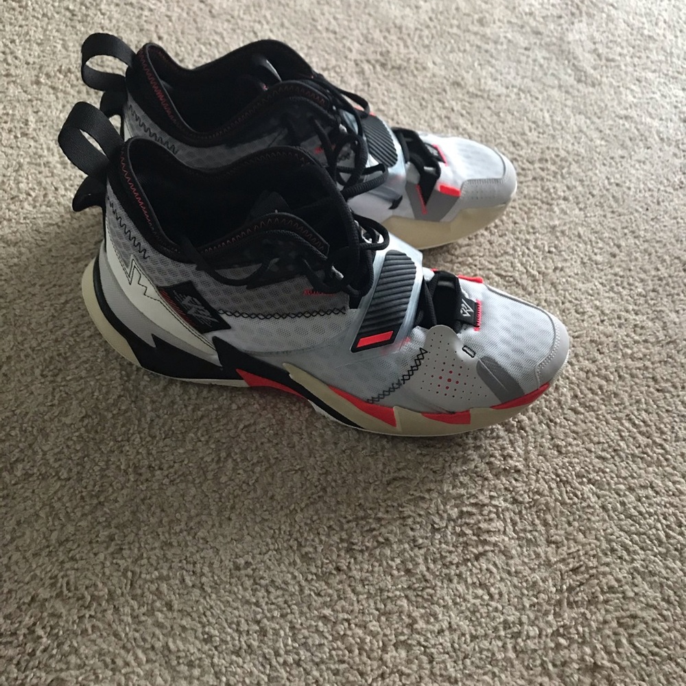 Jordan Sneakers